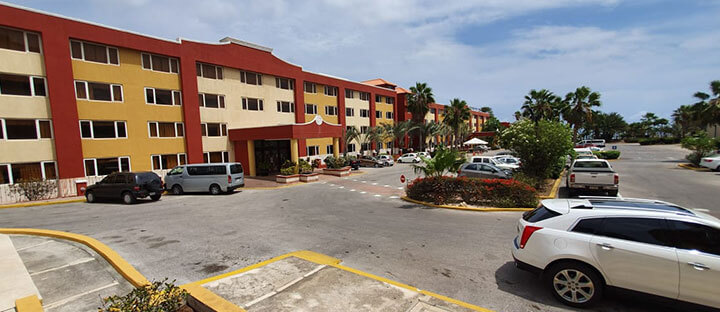 On Vacation - Hotel Curacao Beach